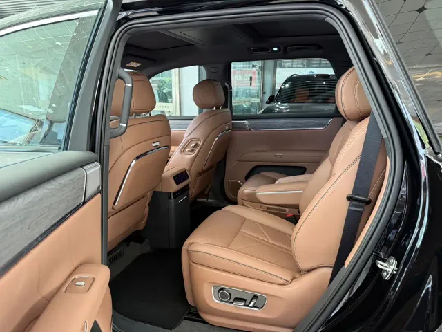 Huajing Baojun S — Фото автомобиля 6