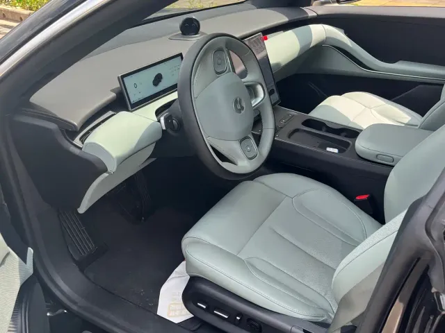 Nio ET5 Touring — Фото автомобиля 5