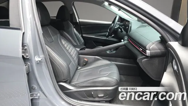 Hyundai Avante CN7 — Фото автомобиля 17