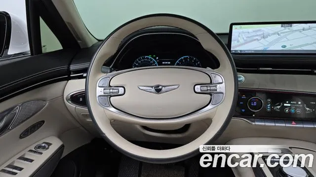 Genesis GV70 — Фото автомобиля 18