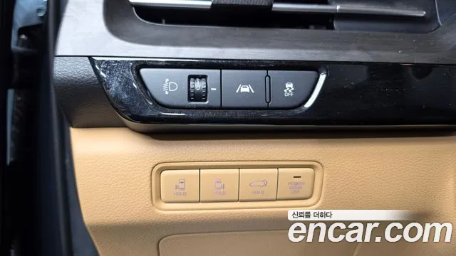 Kia Carnival 4th Gen — Фото автомобиля 28