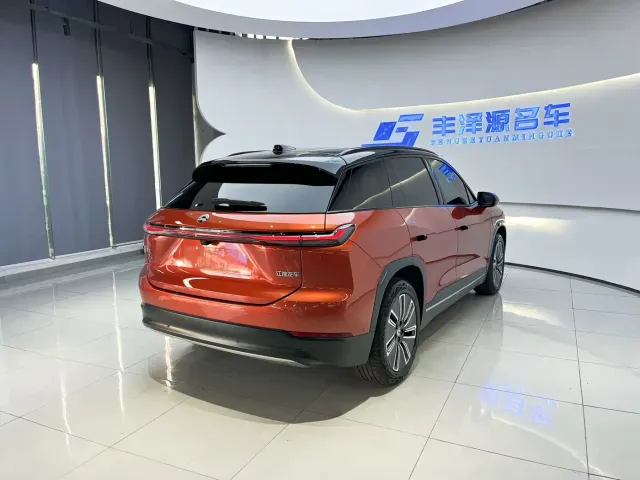 Nio ES7 — Фото автомобиля 4