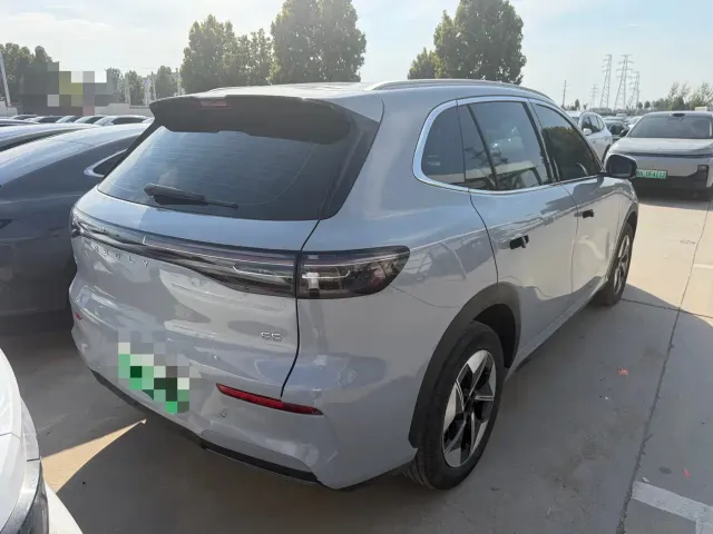 Geely Galaxy E5 — Фото автомобиля 11