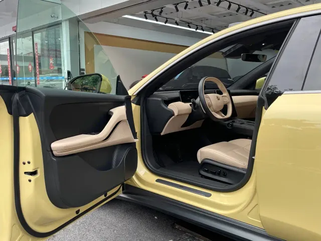 Nio ET5 — Фото автомобиля 18