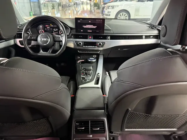 Audi A4L — Фото автомобиля 18