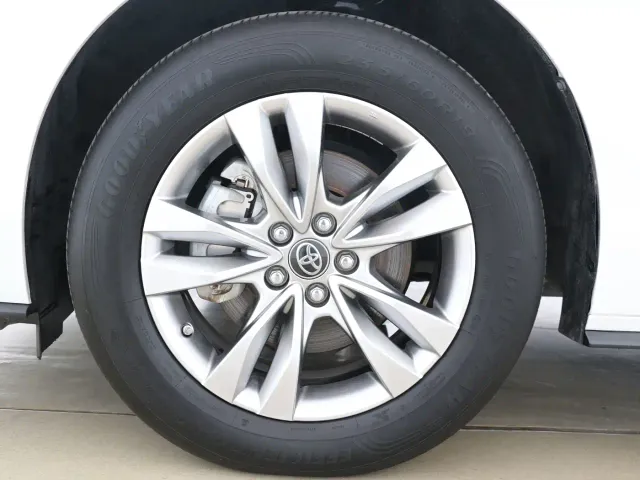 Toyota Sienna — Фото автомобиля 5