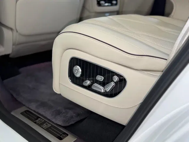 BYD U8L — Фото автомобиля 8