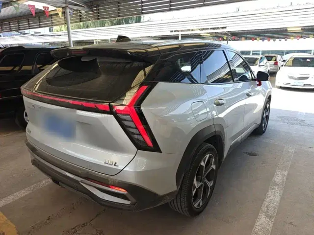 Geely Boyue L — Фото автомобиля 6