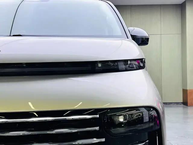 Geely Galaxy V900 — Фото автомобиля 7