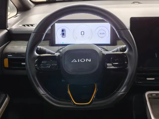GAC Aion Y — Фото автомобиля 11