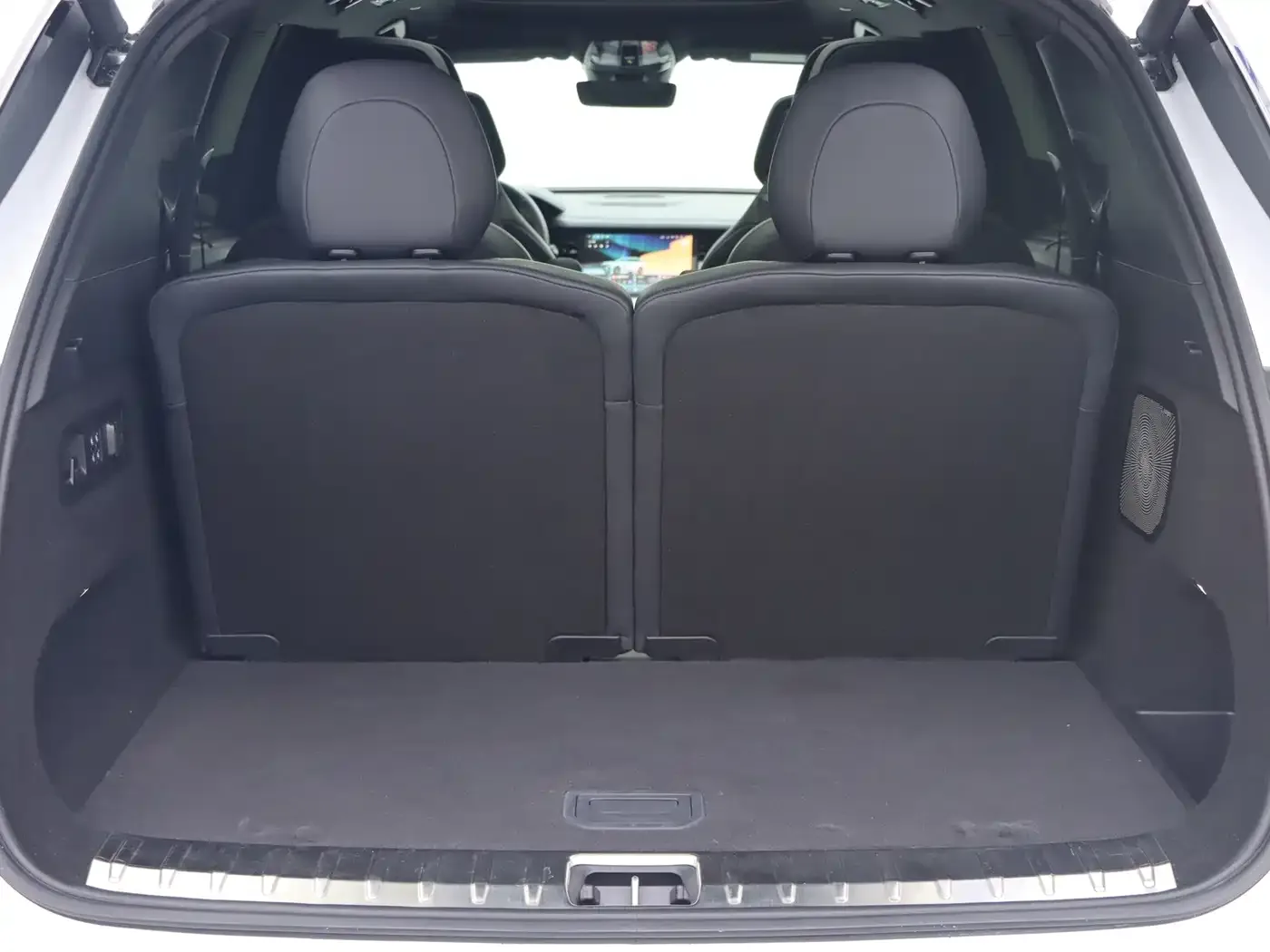 Lynk & Co Lynk & Co 09 2021 2.0T Halo 6-Seater — Фото автомобиля 23