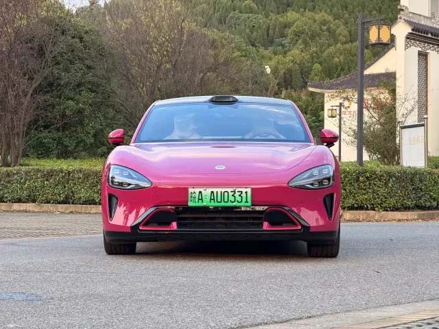 Xiaomi SU7 — Фото автомобиля 2