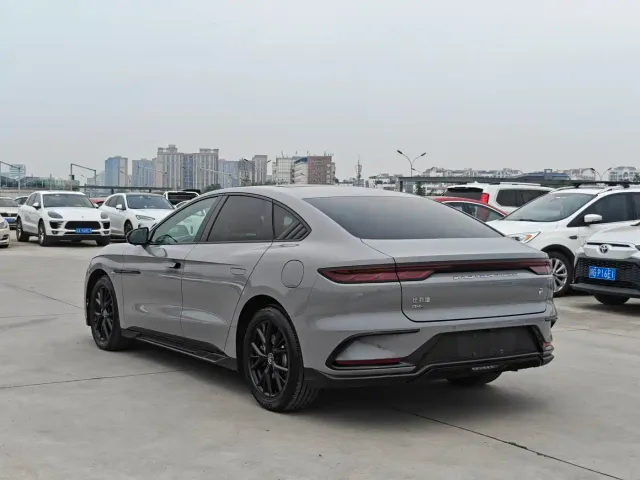BYD Han — Фото автомобиля 6