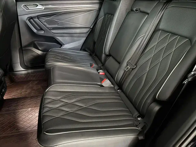 Volkswagen Tiguan L — Фото автомобиля 7
