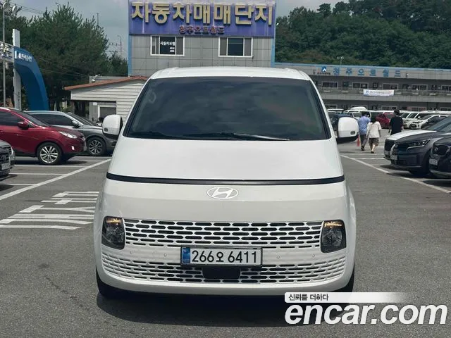 Hyundai Staria Staria Tourer 9 мест — Фото автомобиля 3
