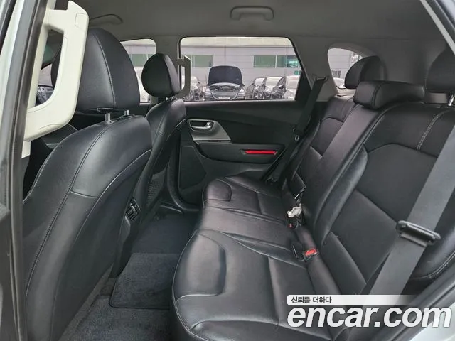 Kia Niro Niro Plus Earth — Фото автомобиля 13