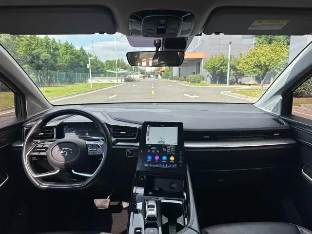 Hyundai Custo — Фото автомобиля 14