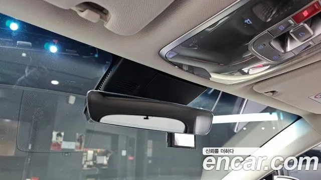 Genesis GV70 2.5T Бензин 2WD — Фото автомобиля 17