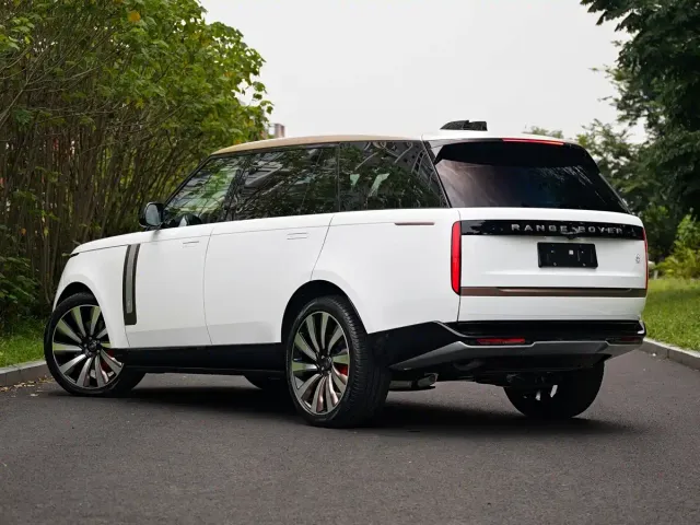 Land Rover Range Rover — Фото автомобиля 3