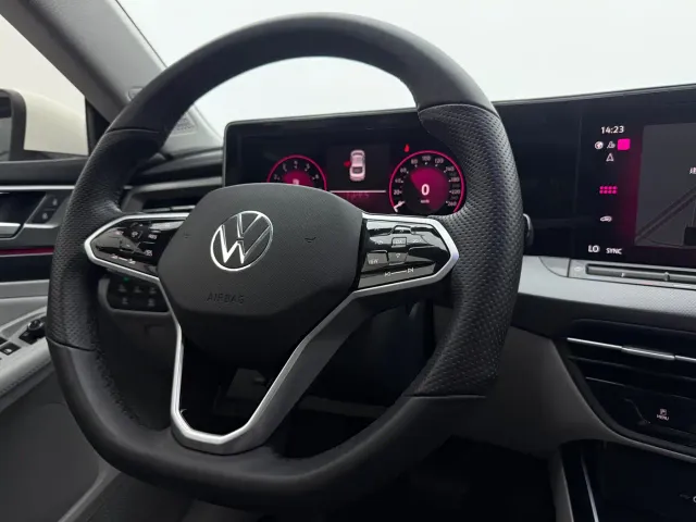 Volkswagen Lamando — Фото автомобиля 17