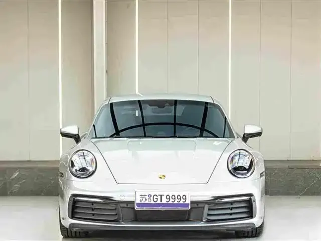 Porsche 911 — Фото автомобиля 10