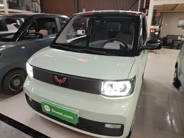 Фотография автомобиля — Wuling Hongguang Mini EV