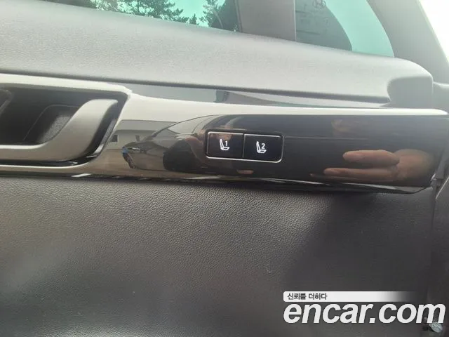 Hyundai Grandeur GN7 — Фото автомобиля 13