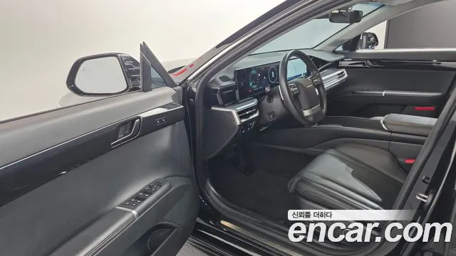Hyundai Grandeur GN7 — Фото автомобиля 10