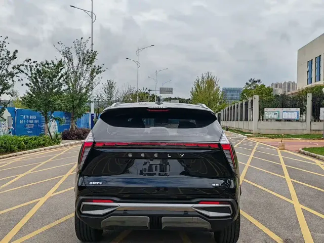 Geely Boyue L — Фото автомобиля 7