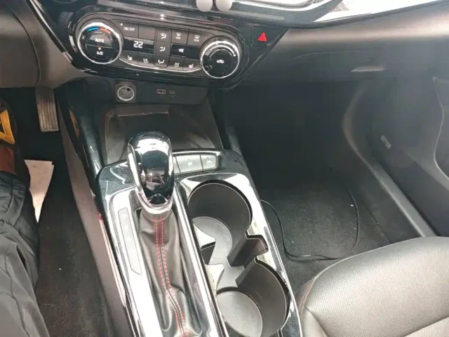 Chevrolet Seeker — Фото автомобиля 13