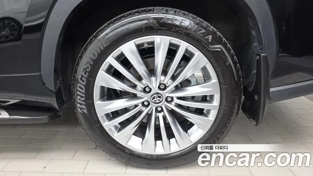 Toyota Highlander — Фото автомобиля 20