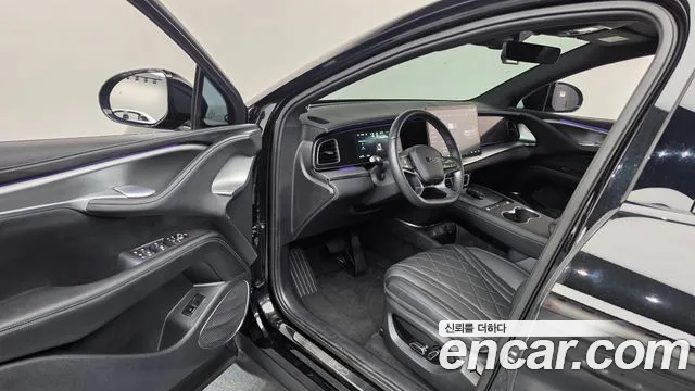 BYD Sealion 7 — Фото автомобиля 10