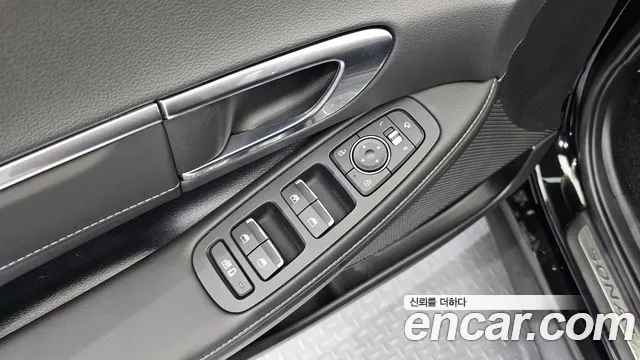 Hyundai Sonata — Фото автомобиля 13