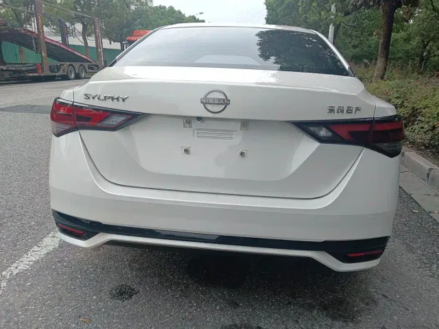 Nissan Sylphy — Фото автомобиля 5