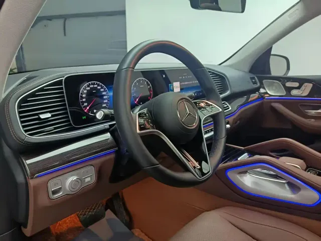 Mercedes-Benz GLE-Class — Фото автомобиля 7