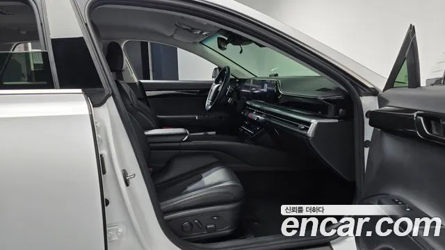 Hyundai Grandeur Grandeur (GN7) 3.5 Бензин 4WD — Фото автомобиля 11