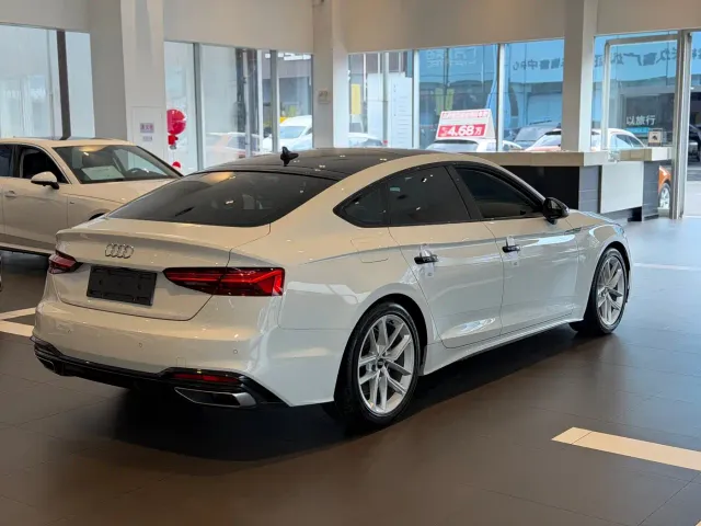 Audi A5 — Фото автомобиля 4