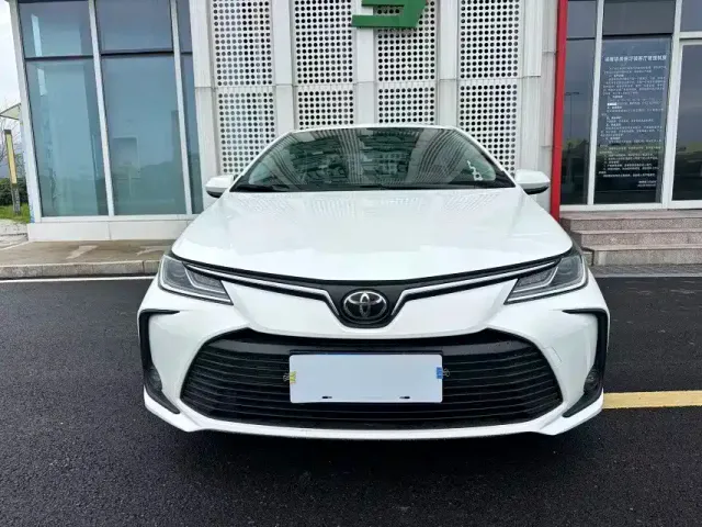 Toyota Corolla — Фото автомобиля 2