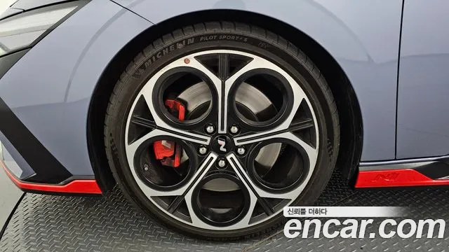 Hyundai AVANTE — Фото автомобиля 5