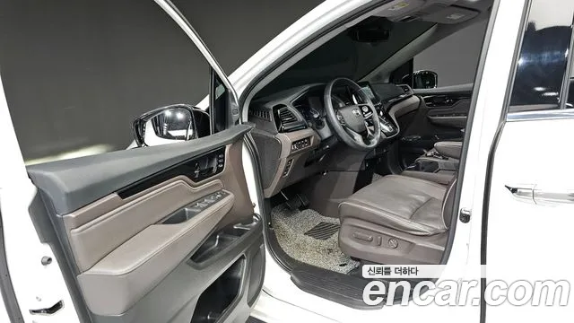 Honda Odyssey — Фото автомобиля 10