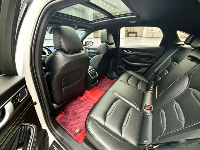 Geely Xingrui — Фото автомобиля 6