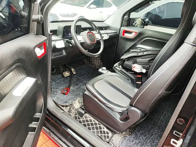 Wuling Hongguang Mini EV — Фото автомобиля 15