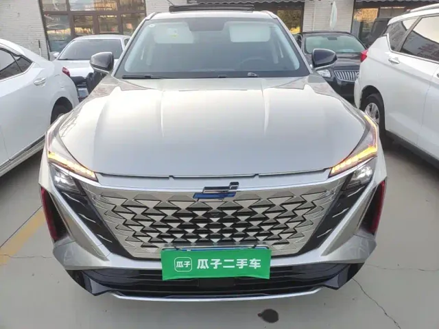 Changan Z6 — Фото автомобиля 2