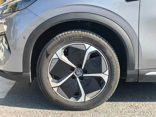 BYD Yuan PLUS — Фото автомобиля 9