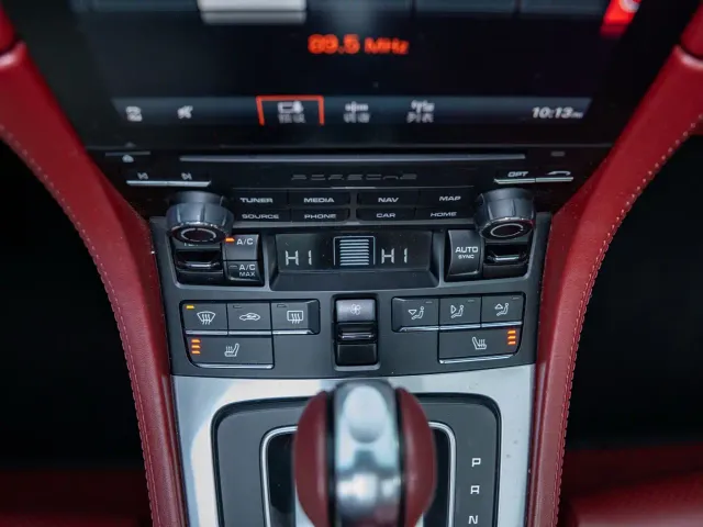 Porsche 718 — Фото автомобиля 13