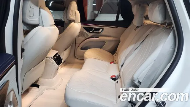 Mercedes-Benz EQS — Фото автомобиля 16