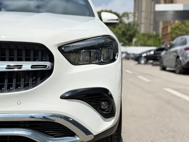 Mercedes-Benz GLA-Class — Фото автомобиля 10