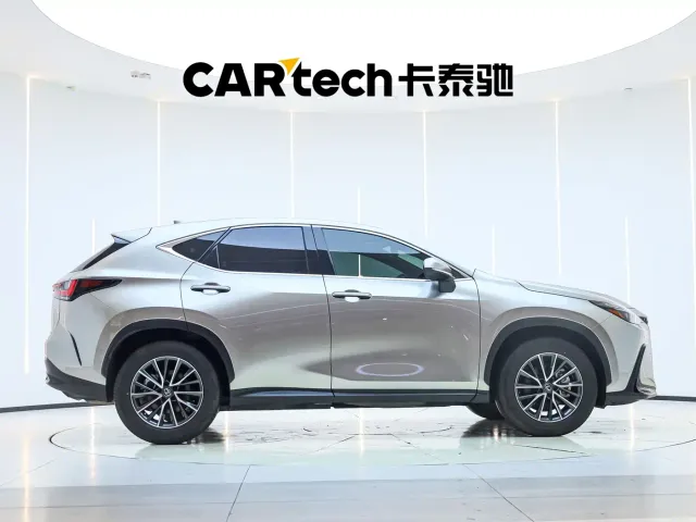 Lexus NX — Фото автомобиля 4
