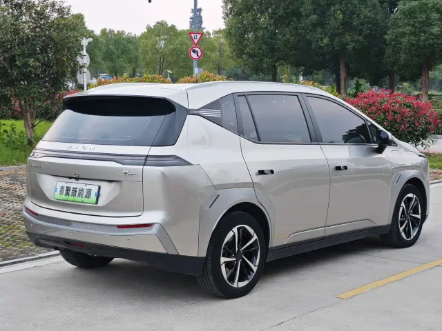 GAC Aion Y — Фото автомобиля 4