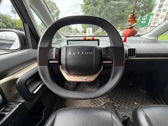 Baojun KiWi EV — Фото автомобиля 12